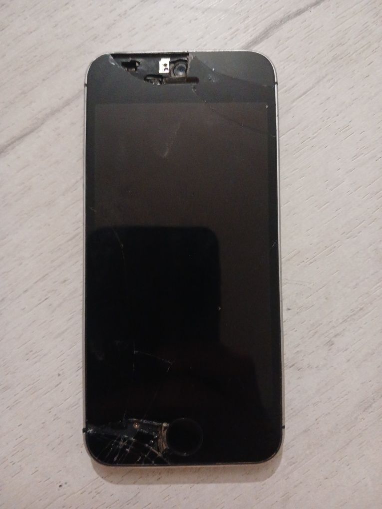 IPhone 5s продаю