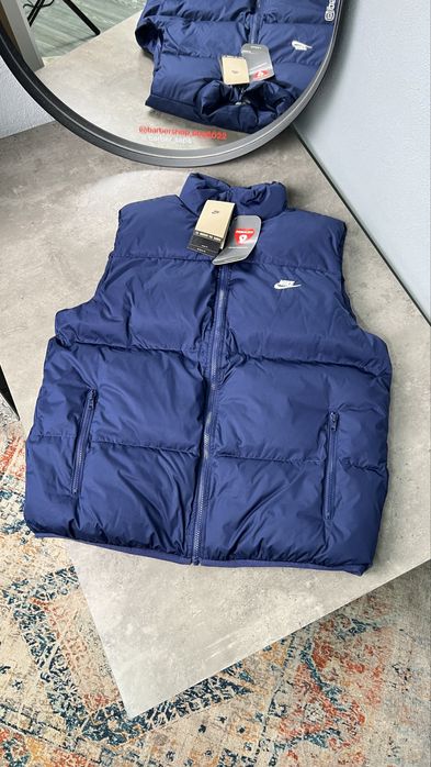 Жилетка чоловіча Nike Sportswear Primaloft FB7373-410