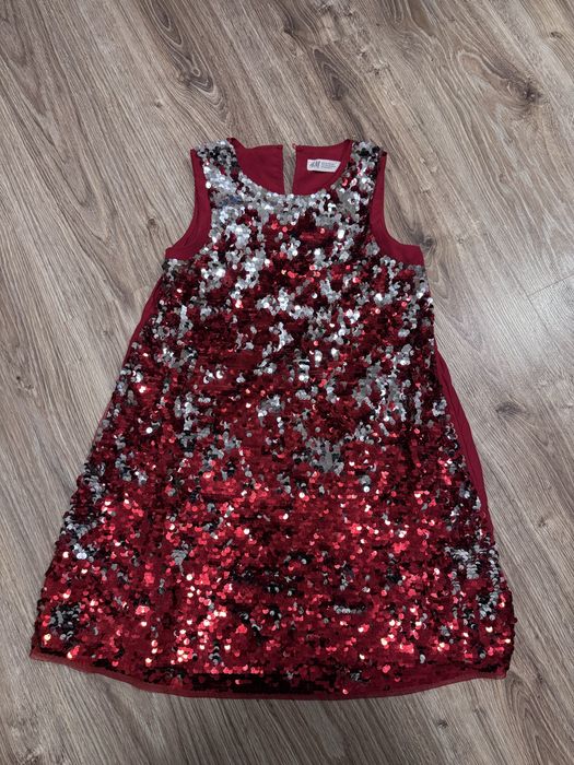 Плаття,сукня в паєтках 140 розмір