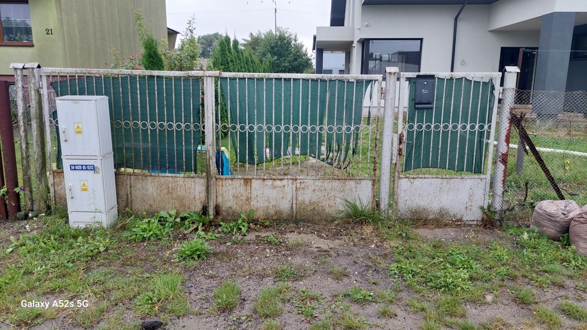 Brama wjazdowa z furtką