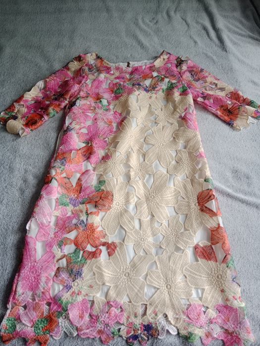 Продам нарядное платье