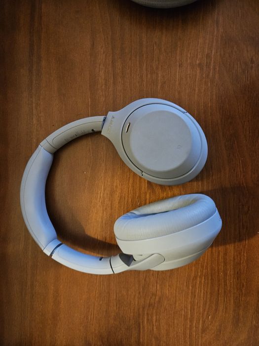 Auscultadores Noise Cancelling Bluetooth Sony WH-1000XM4 - Prateado