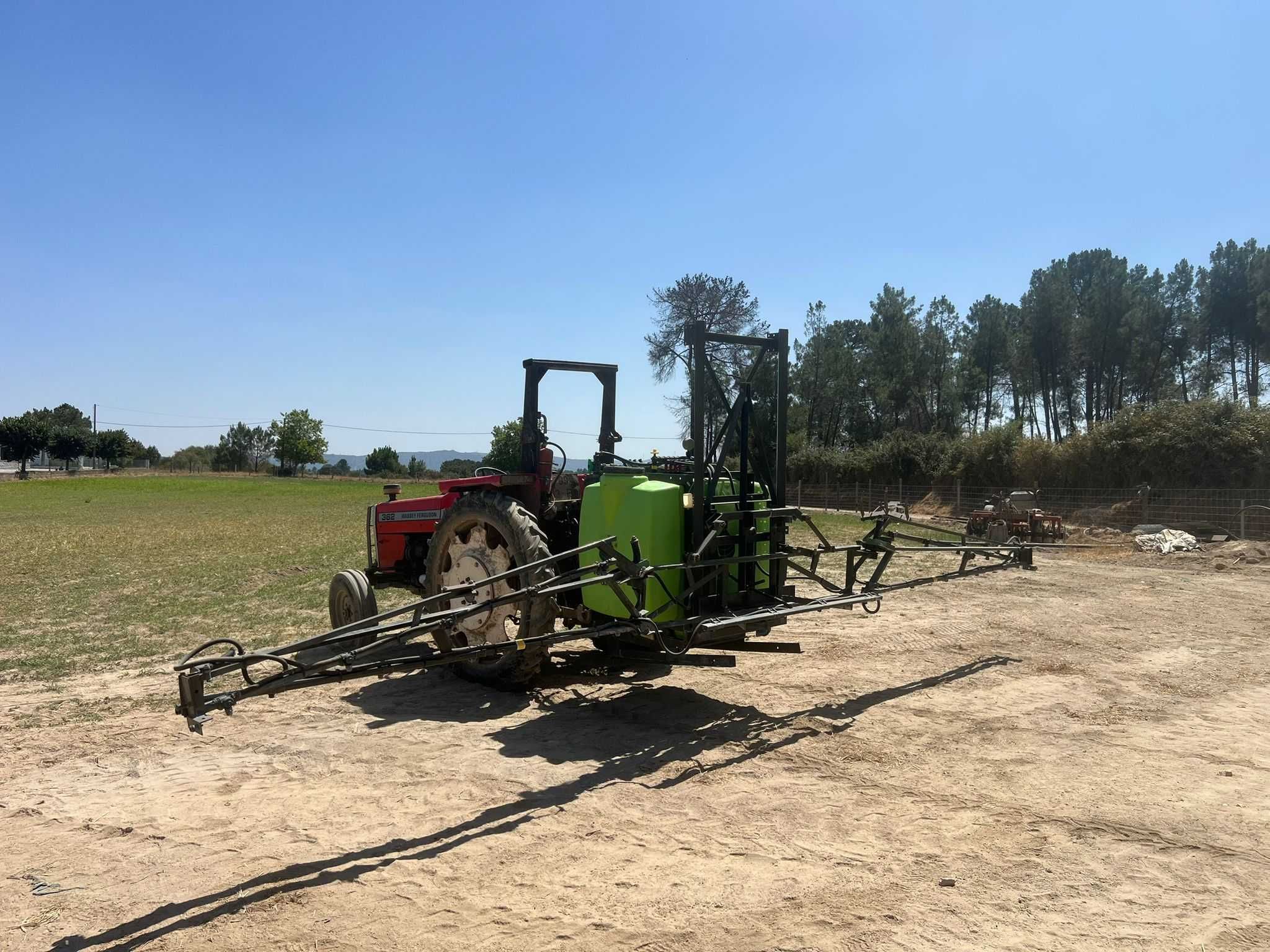 Pulverizador de Barras 800 litros 12 metros