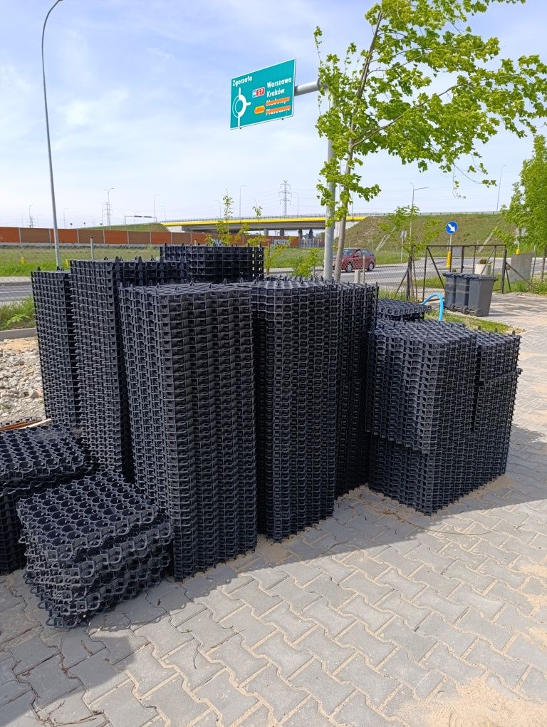 Krata drogowo-trawnikowa ECO 40 czarna