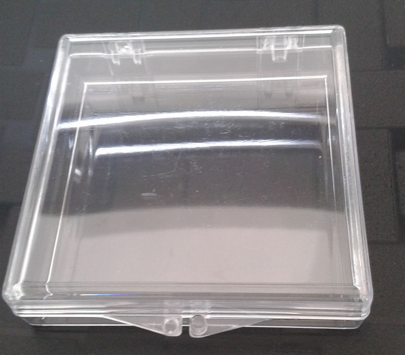 Pudełka plastikowe 10szt