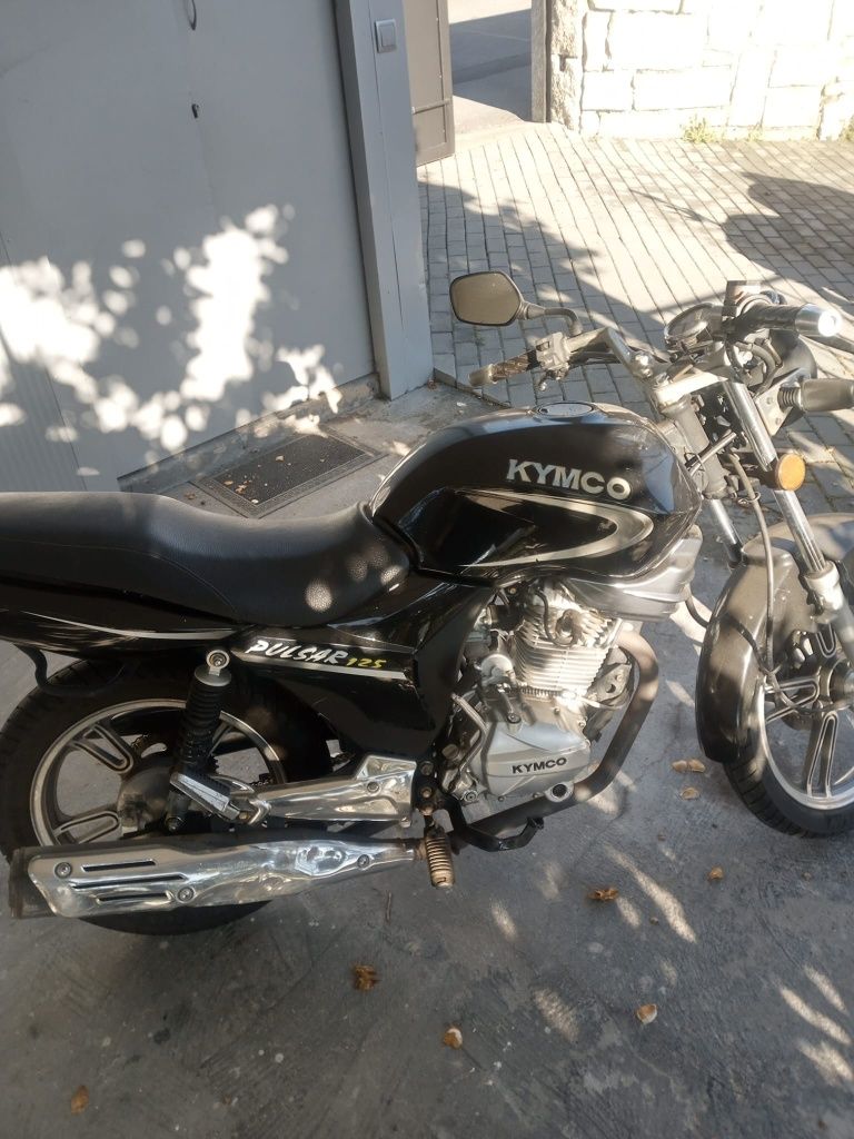 KYMCO pulsar 125