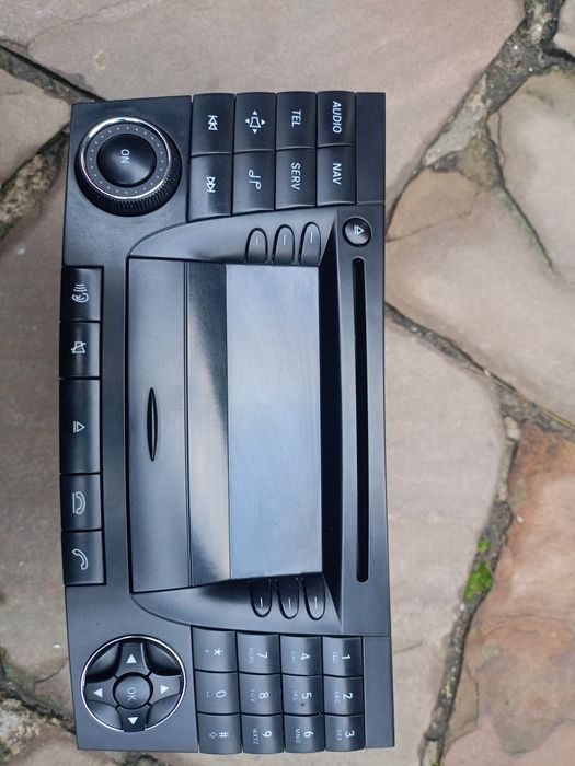 W211 магнітола command з AUX