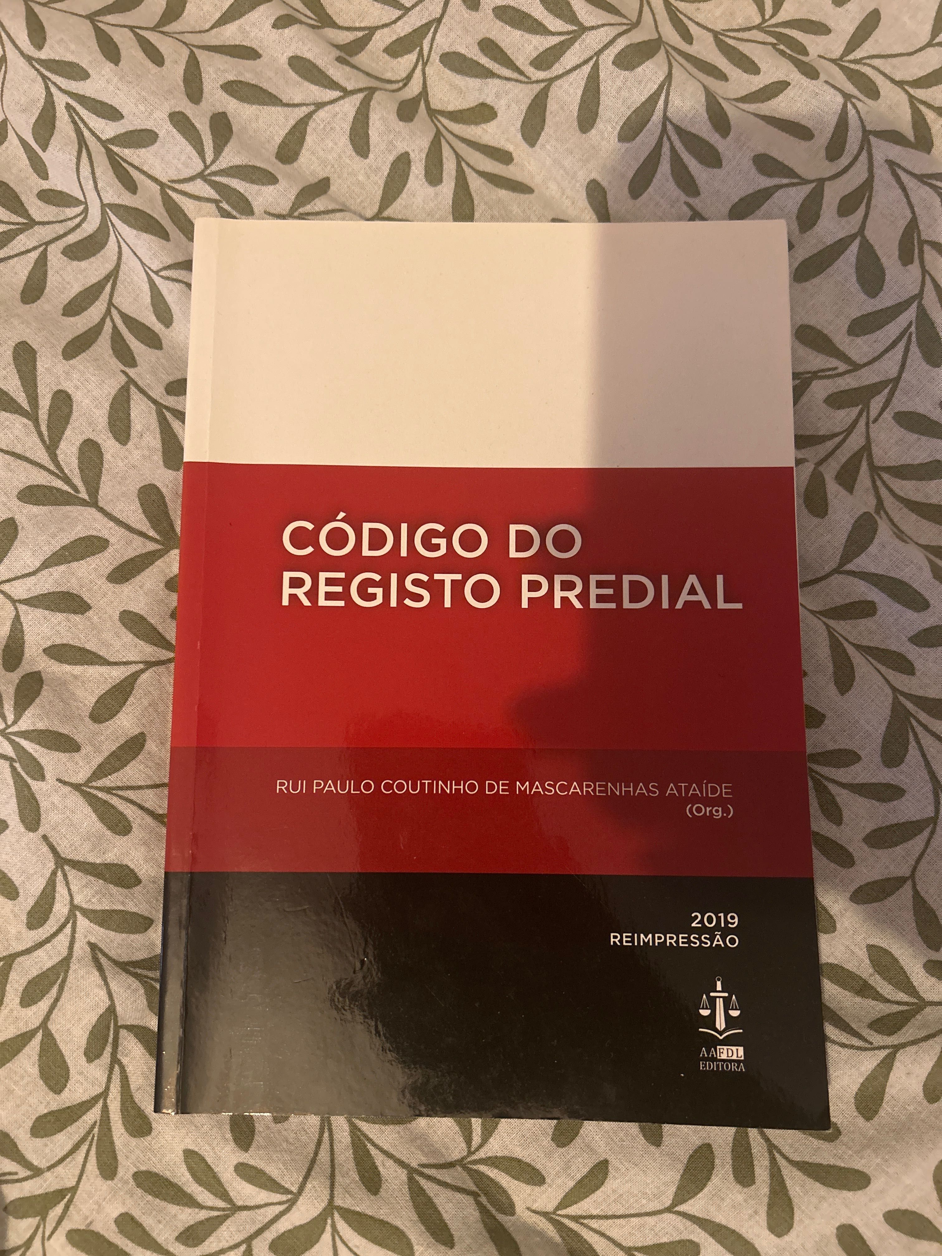 Código do Registo Predial Anotado e Legislação
