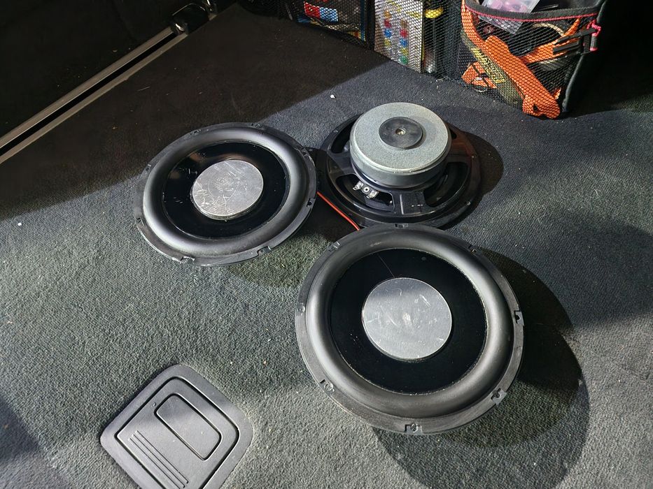 Skrzynia basowa subwoofer tuba Głośnik 20 cm 3 szt Focal IBUS 2.1