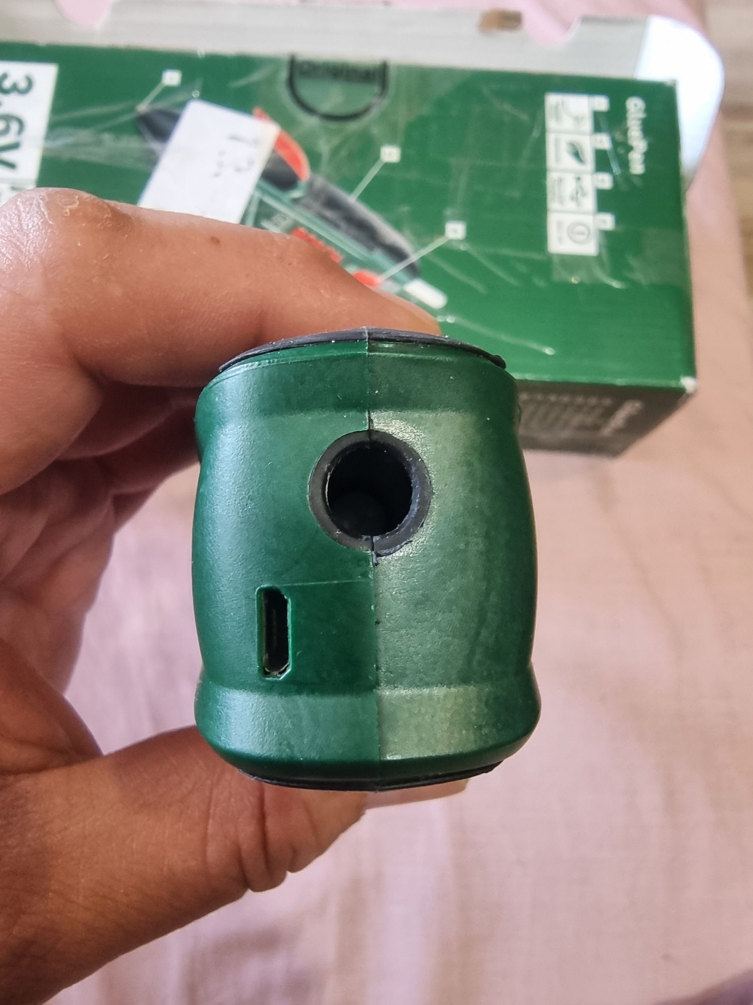 Pistolet do kleju Bosch GluePen 36V 7mm