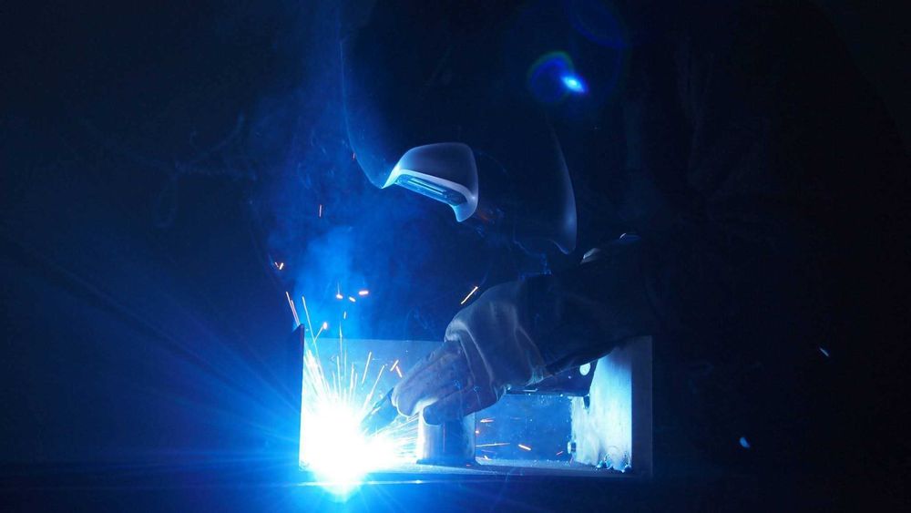 Usługi spawalnicze. Mobilne spawanie, ogrodzenia, barierki.