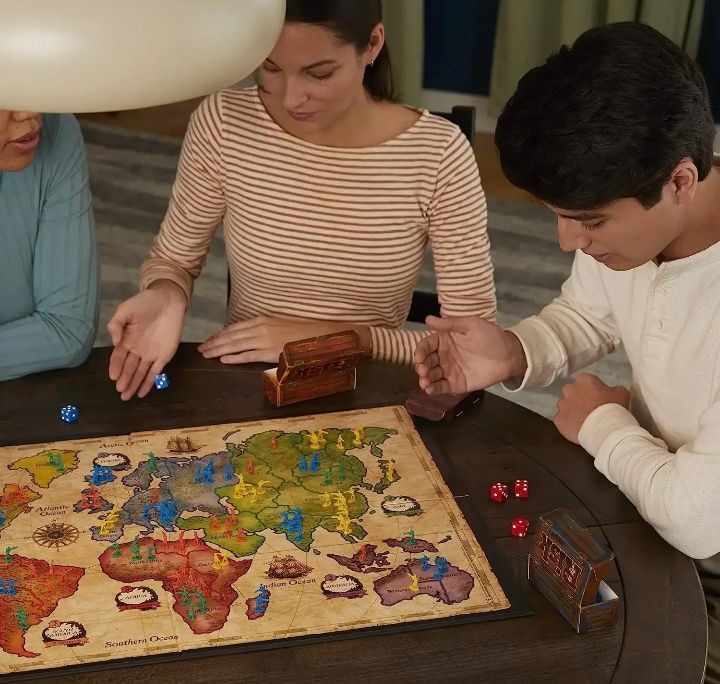 Настольная тактическая игра стратегия Риск (Risk)