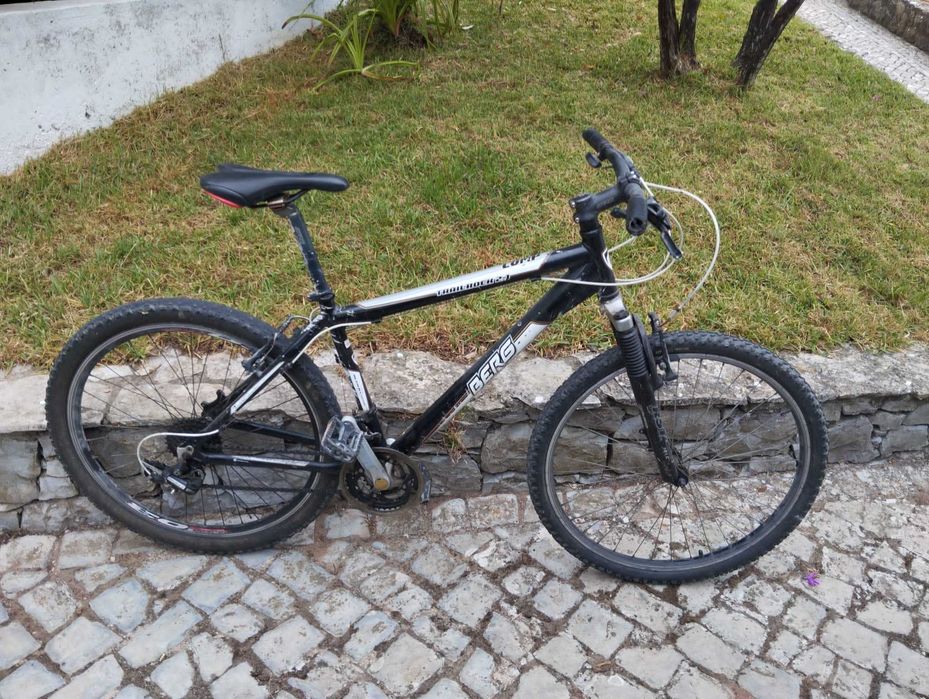 Bicicleta btt berg