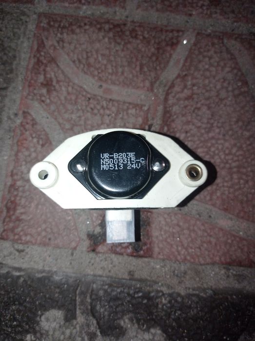 Регулятор напряжения ТАТА