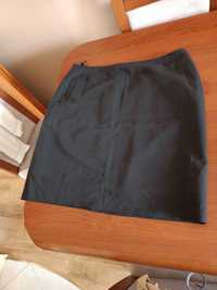 Czarna spódnica rozmiar L