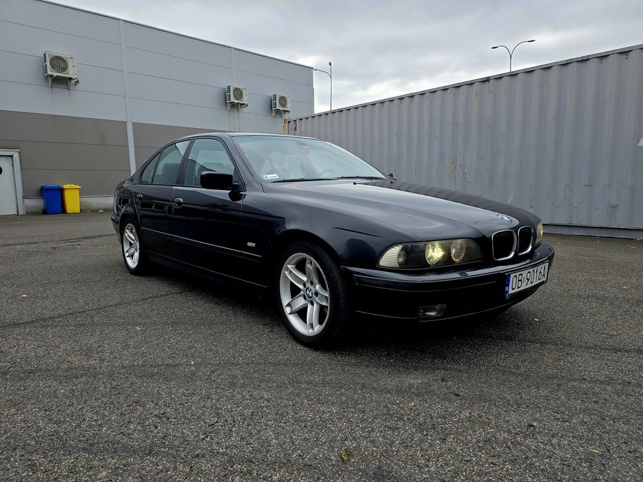 Fajne BMW E39 Sedan Shadowline 523i 2.5 170KM LPG Manual