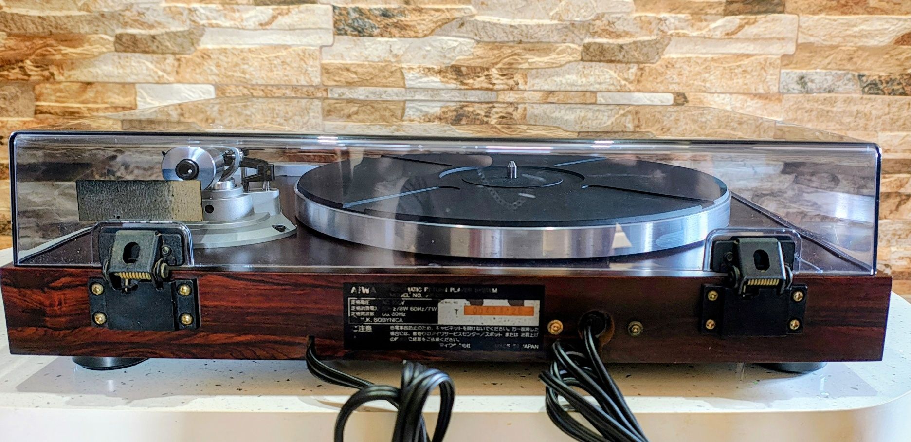 Gramofon Aiwa AP- D11