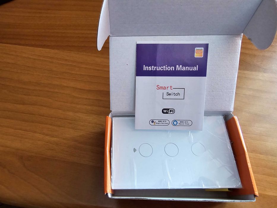 Przełącznik światła sterowanie dotykowe potrójny, WiFi