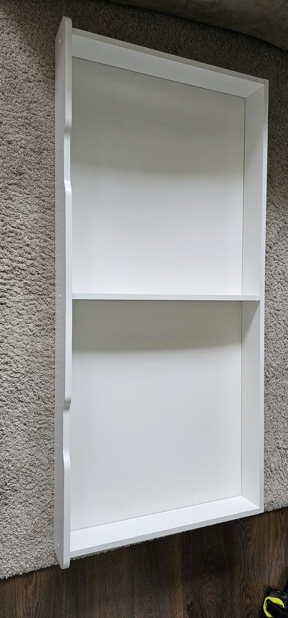 Szuflada pod łóżko