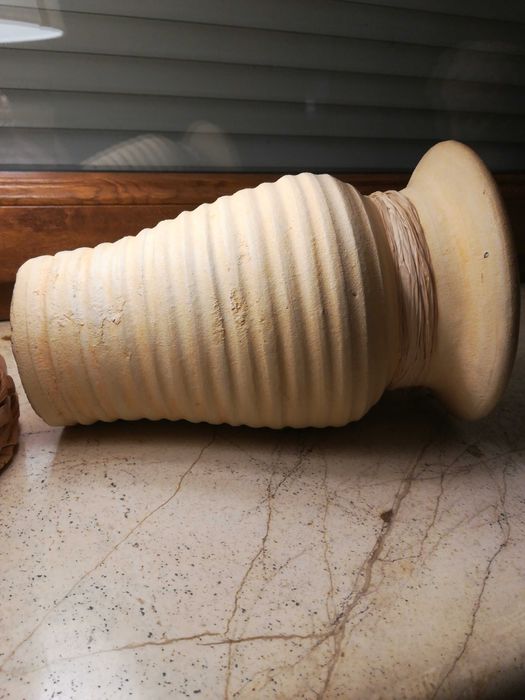 Dzban gliniany ręczna praca