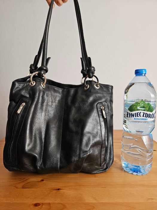 Torebka Verso - czarna, typu "worek"