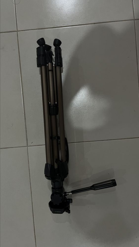 tripé 130cm hama