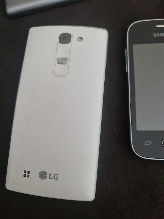 Vendo tablet e smartphone alguns partidos