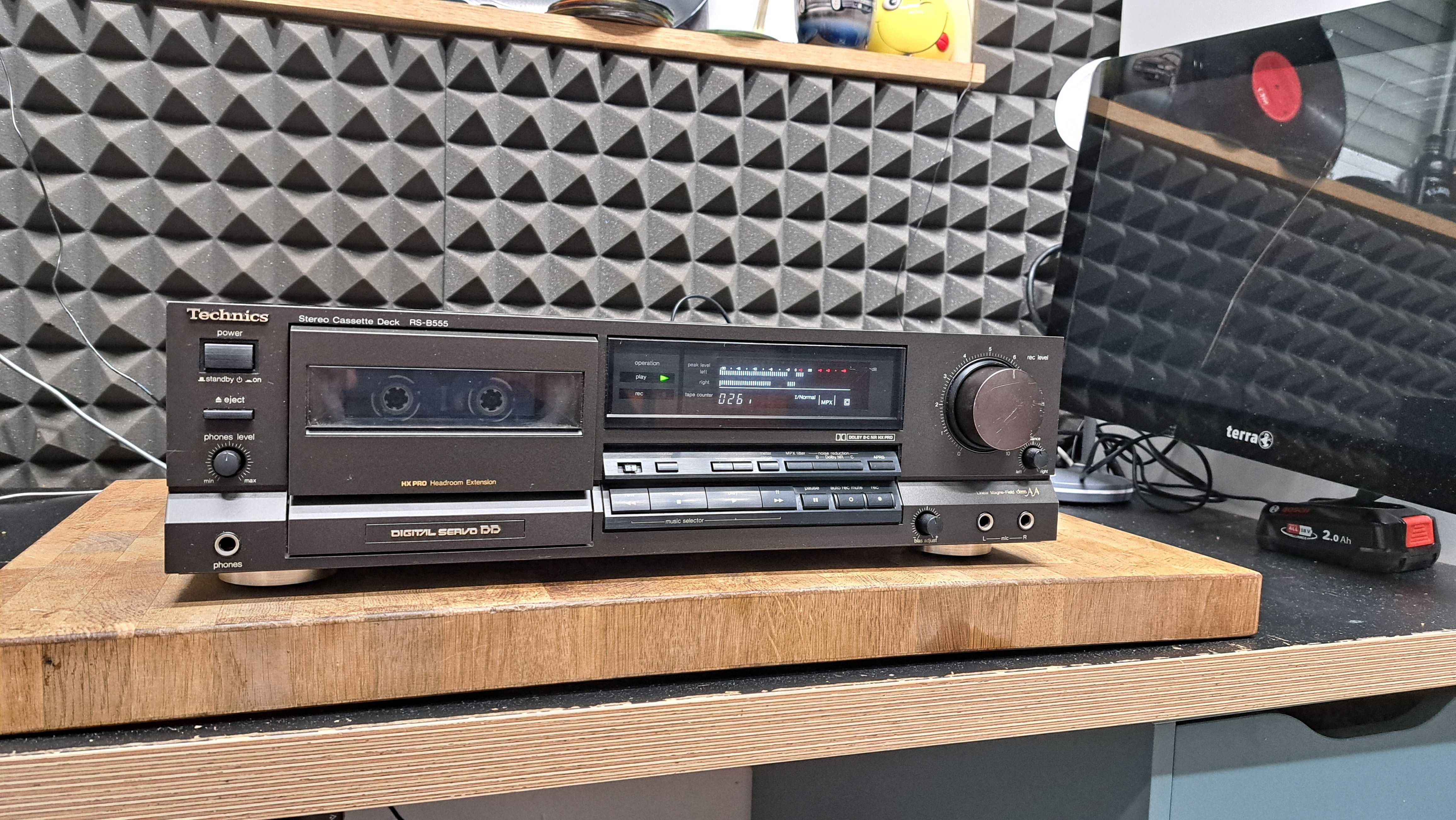 Magnetofon Technics RS-B555