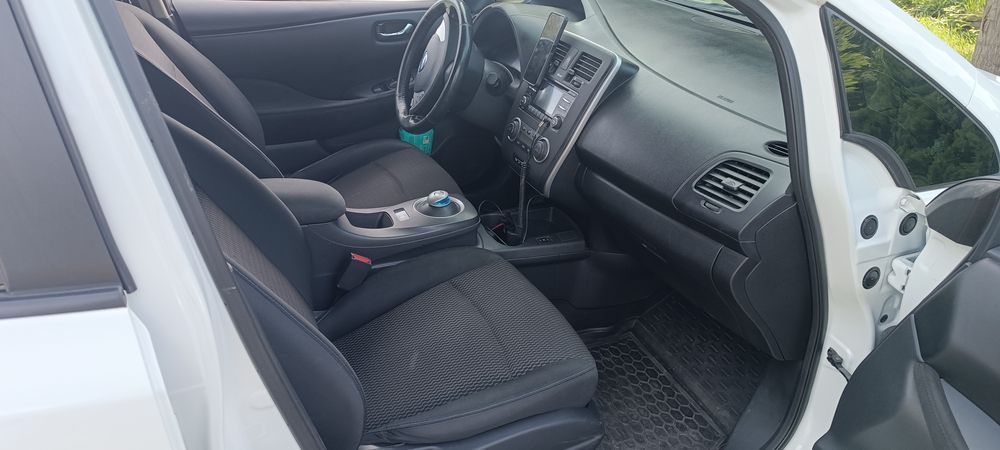 Продам Nissan Leat