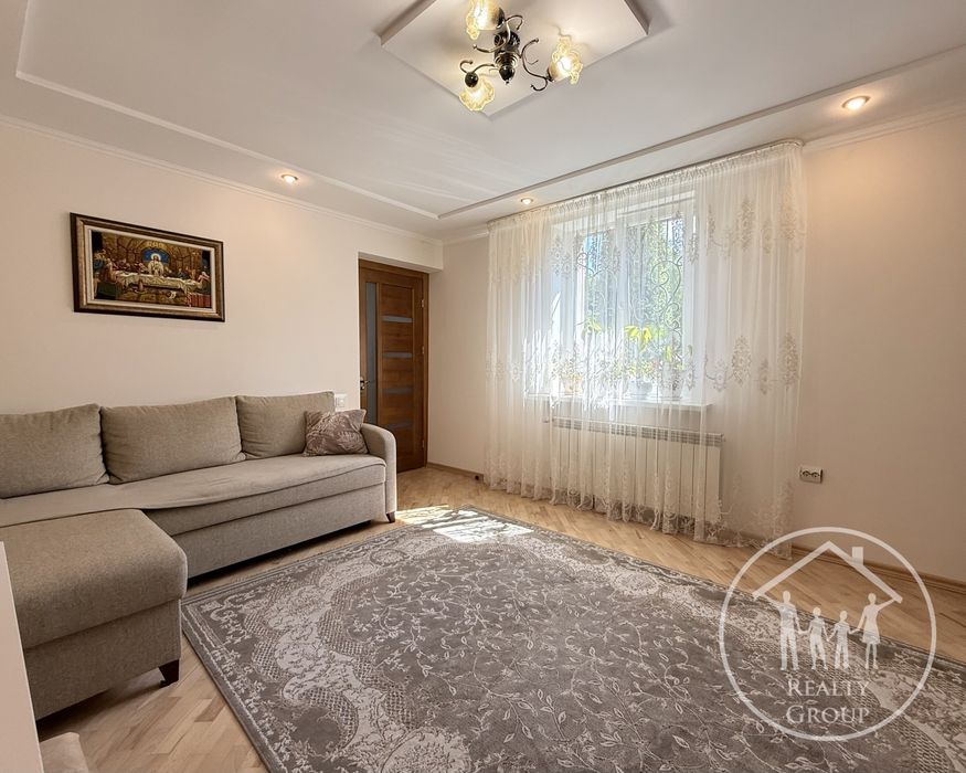 Продам будинок в ближньому центрі!Високий замок!Знесіння!