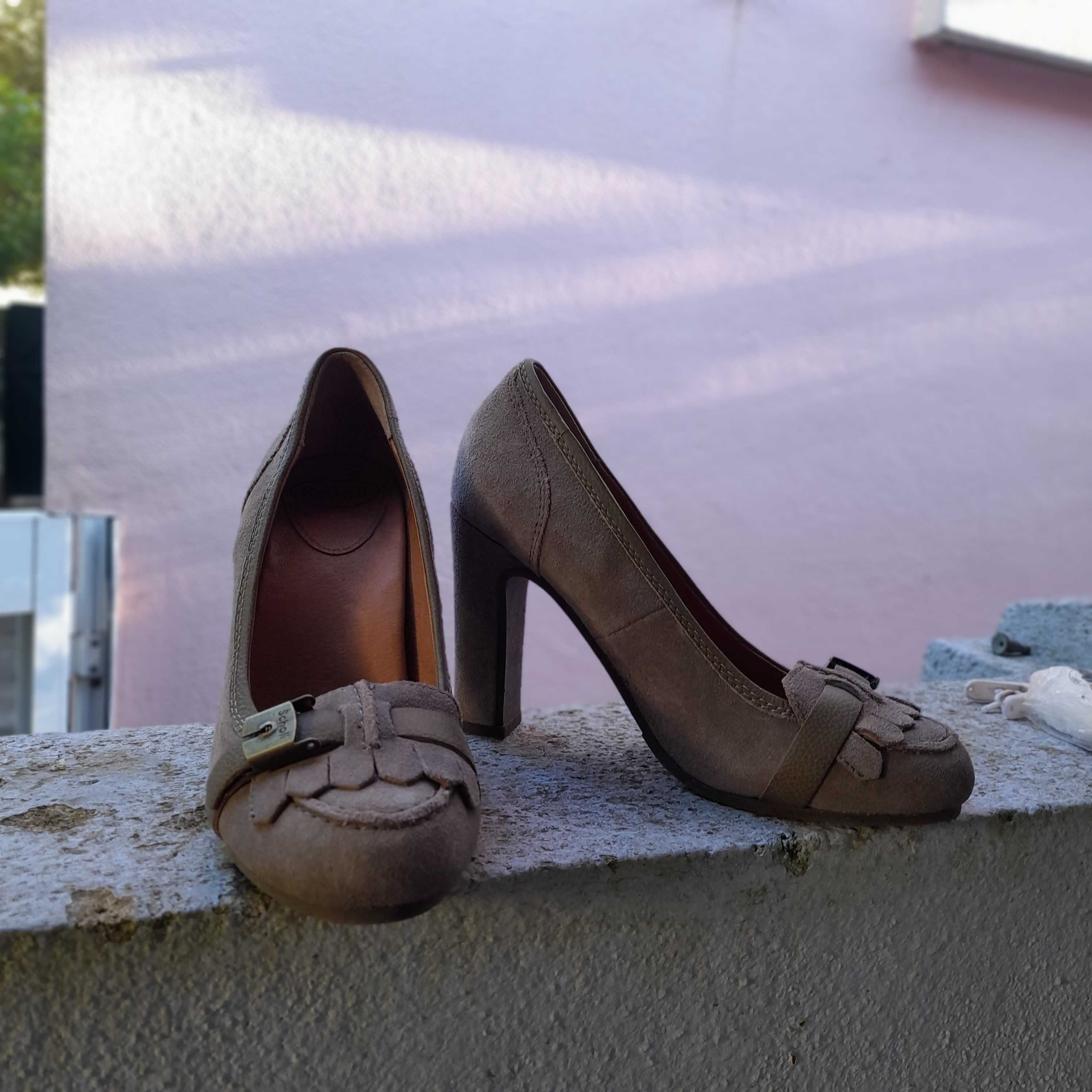 Sapatos de senhora marca dr. School