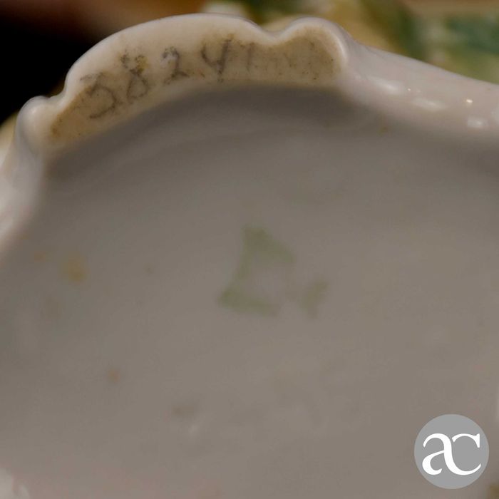 Grupo escultório de pássaros, porcelana alemã PM&M