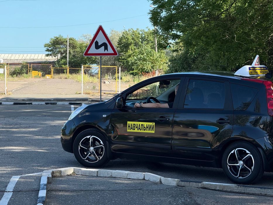 Автоинструктор с железными нервами | Вождение | Одесса | Маршруты МРЕО