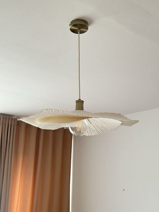 Viralowa lampa zara rozmiar sredni