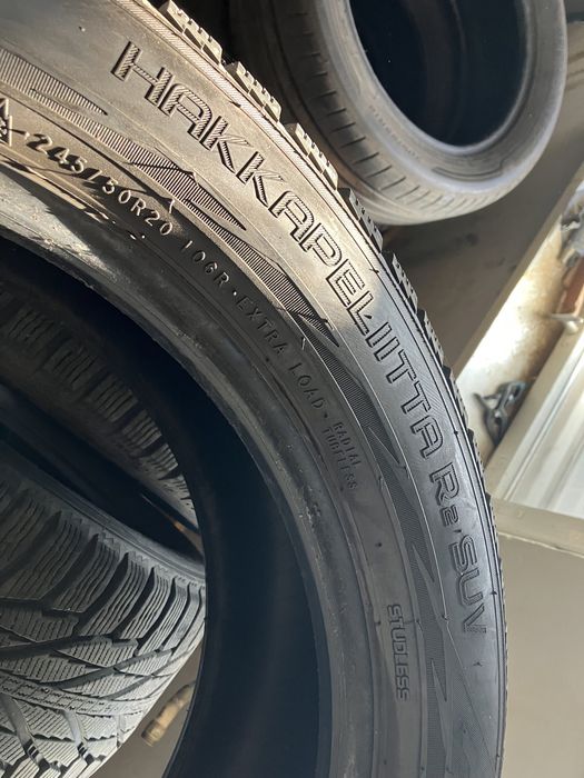Komplet Nokian Hakkapeliitta R2 SUV 245 50 R20 Ładny stan