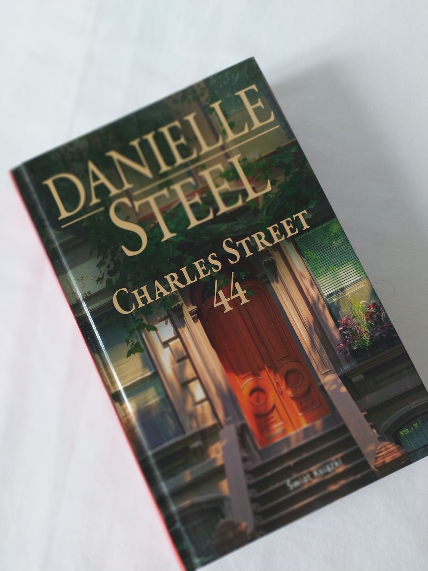 Książka Charles Street -Daniel Steel