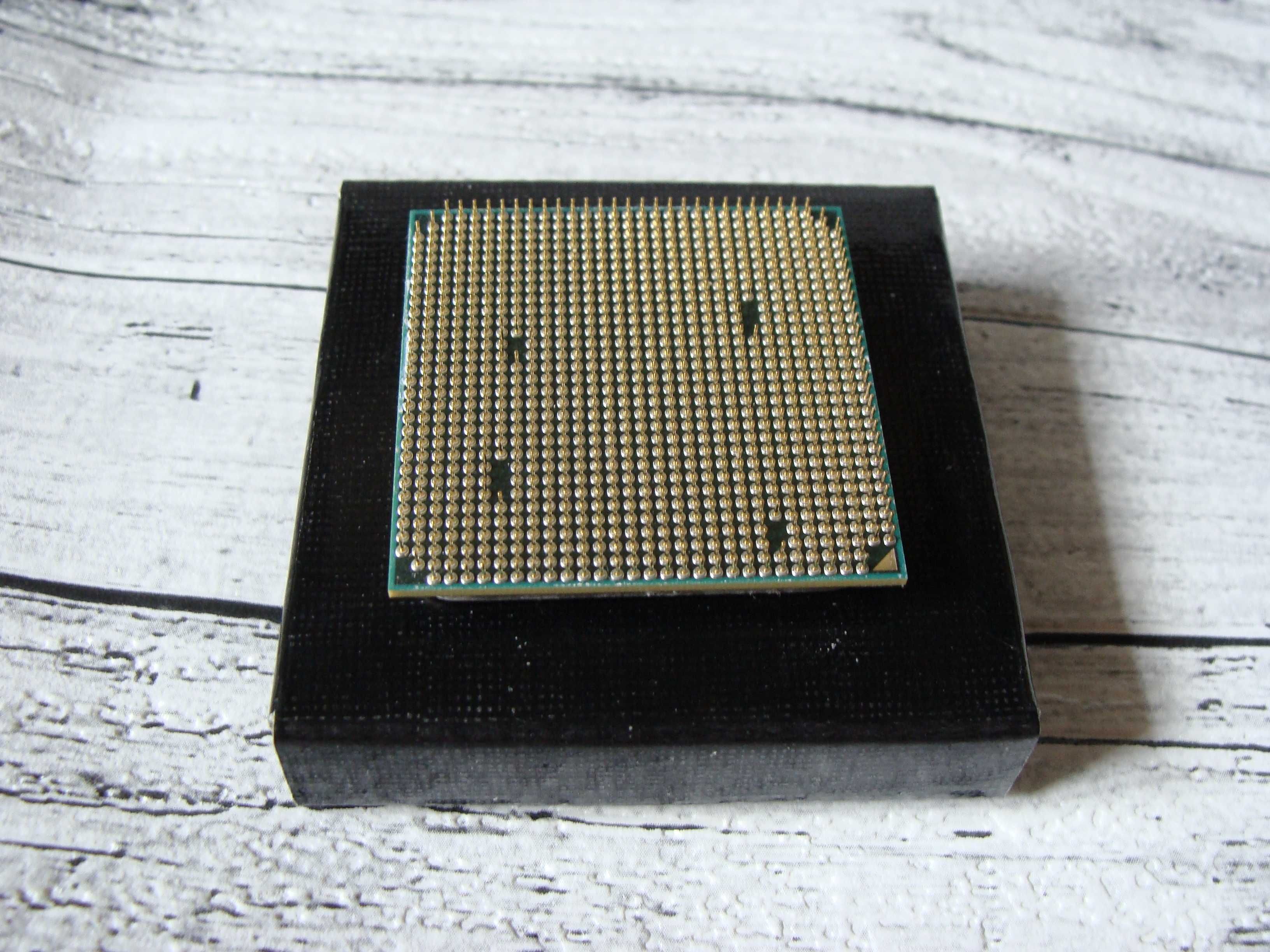 Процессор AMD Athlon II X2 B24, 3.0 GHz, Dual Core, Socket AM3, 2 ядра