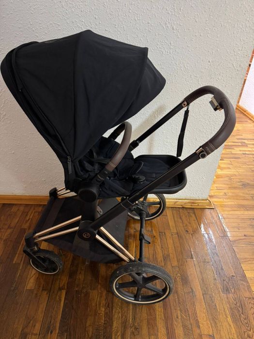 Cybex Priam Rose Gold (Black)
