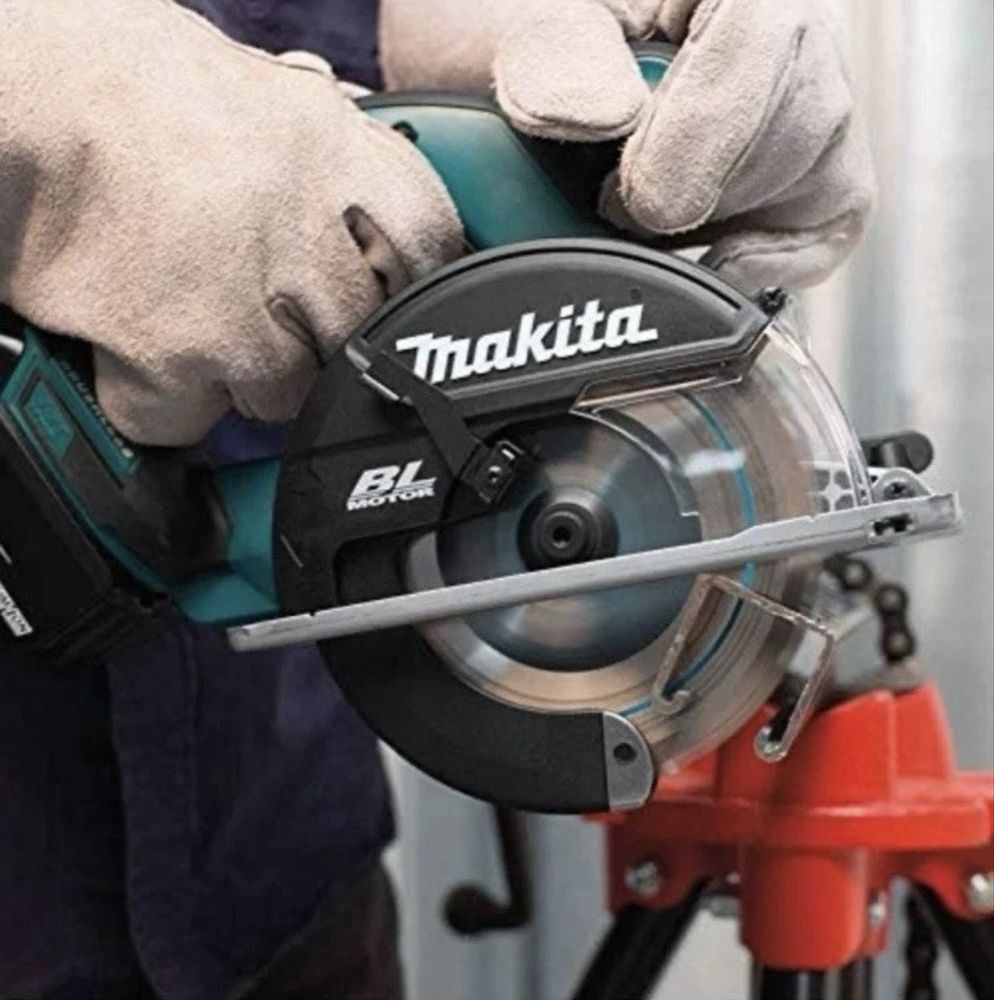 Акумуляторна дискова пила по металу Makita XSC02.18v