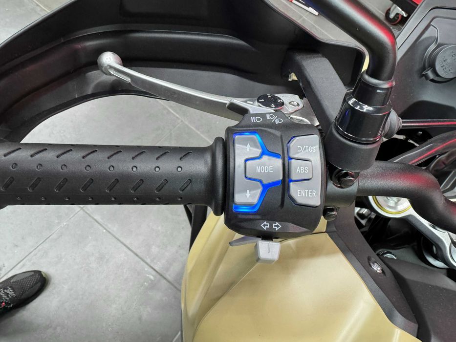 VOGE 625 DSX 2025 0 KMS