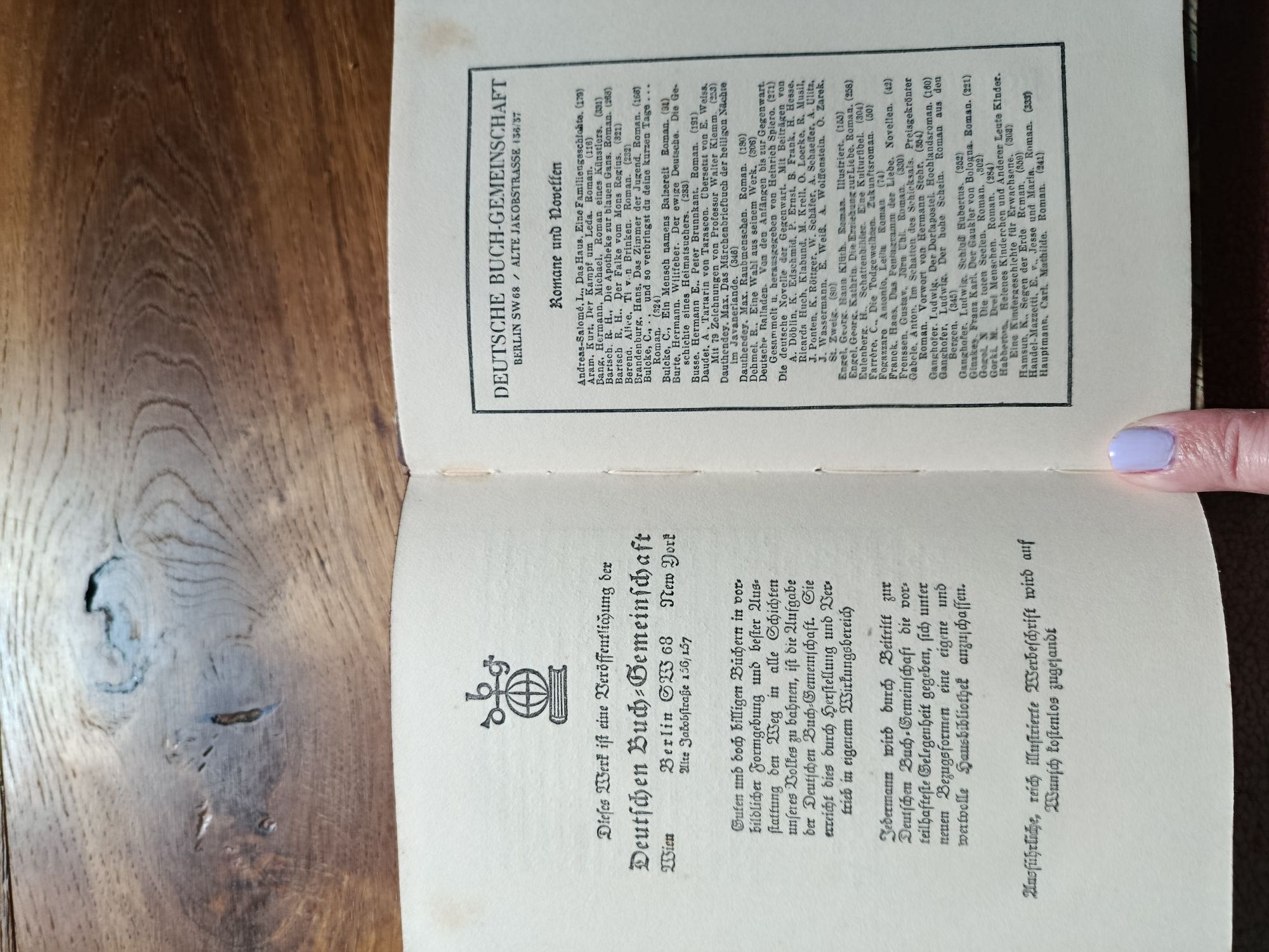 Книга немецкая 1927 г.изд.в хорошем состоянии