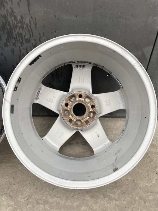 Продам комплект оригінальних дисків 5 112 17 R17