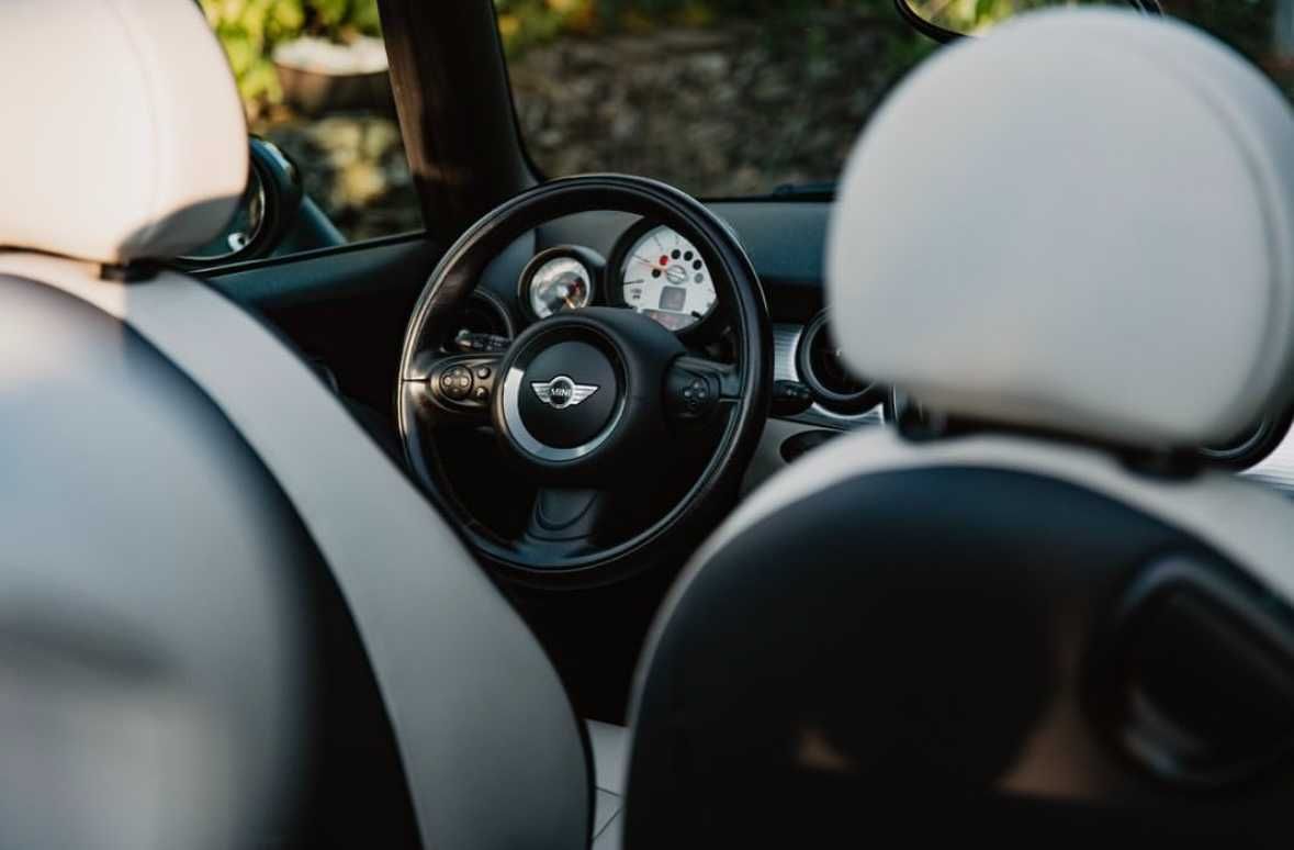 Mini Cooper D Cabrio 2011