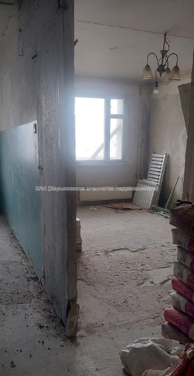 Продам 1к кв на Роганском жилмассиве. М64
