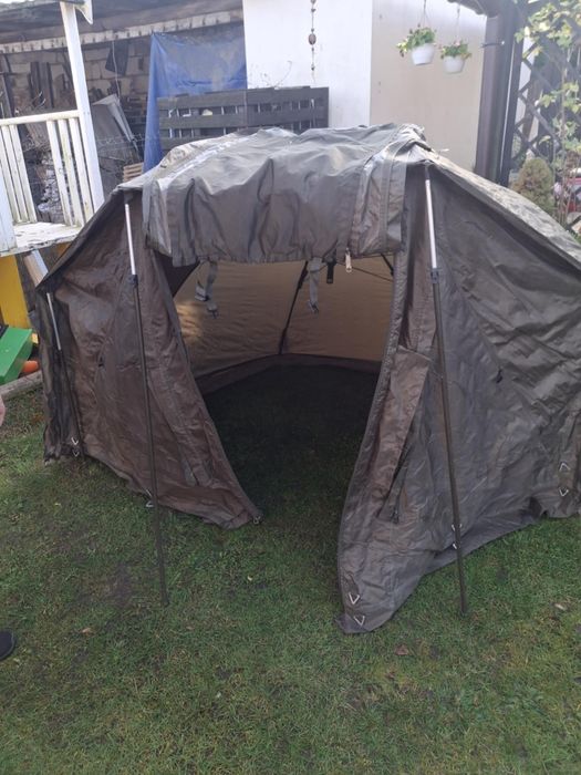 Namiot, parasol karpiowy. Brolly