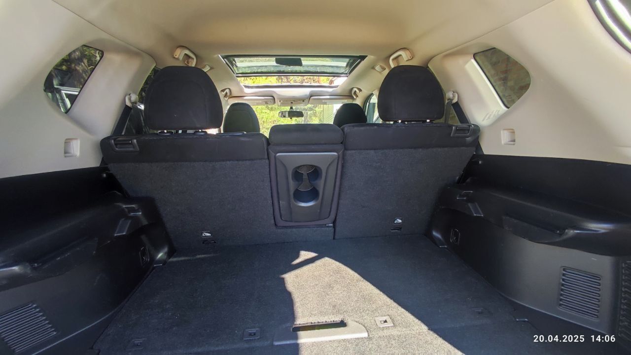 Продам Nissan Rogue