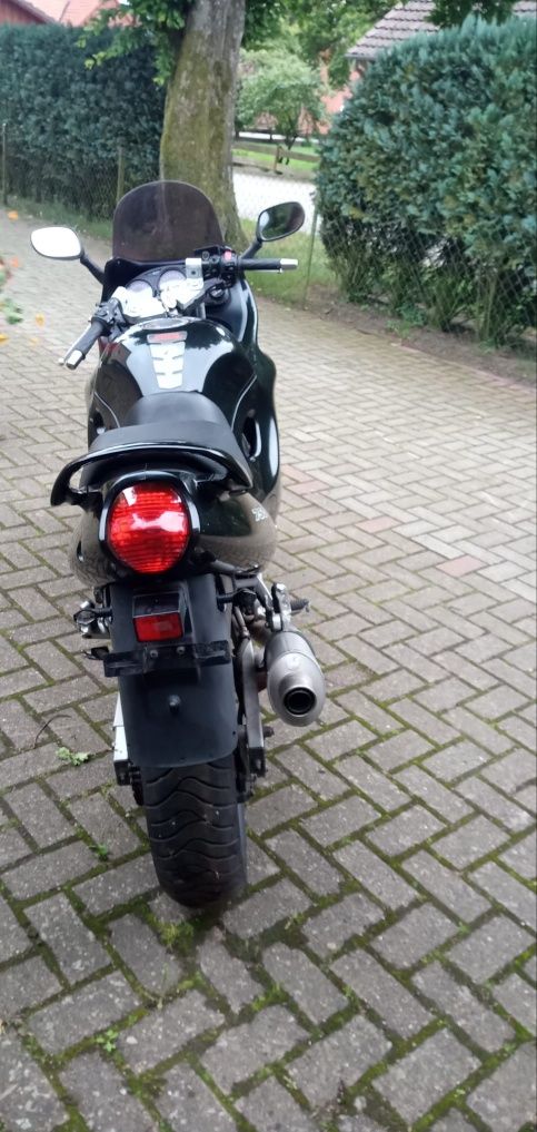 Motor Suzuki 750
