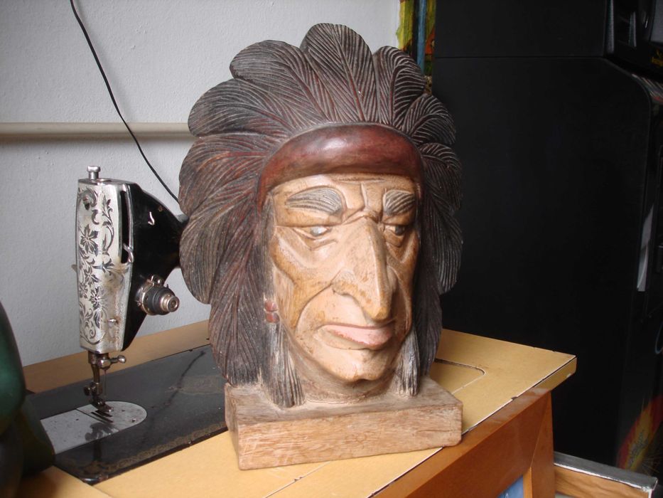 Escultura busto indio americano