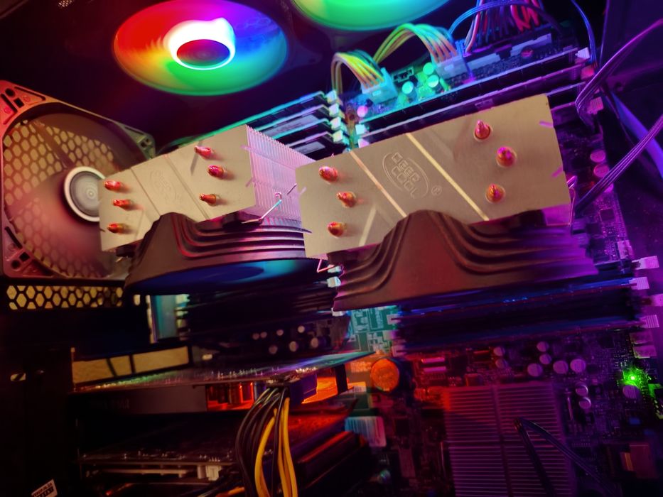 Сервер 40 потоків. Робоча станція з двома процесорами 144gb RAM