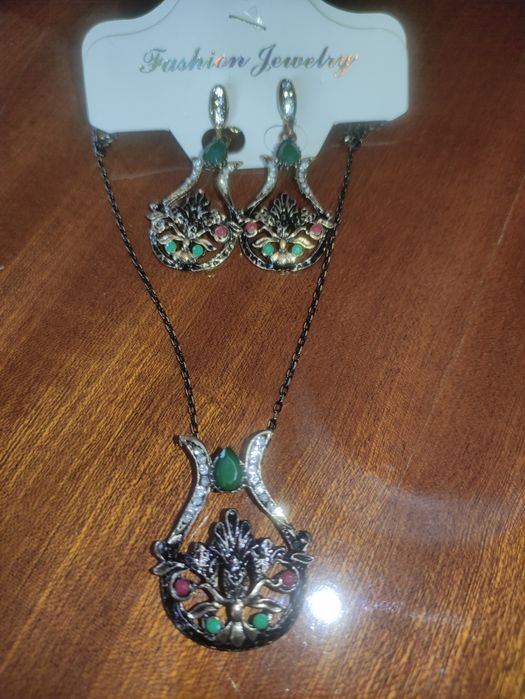 Conjunto Fio Brincos Verde